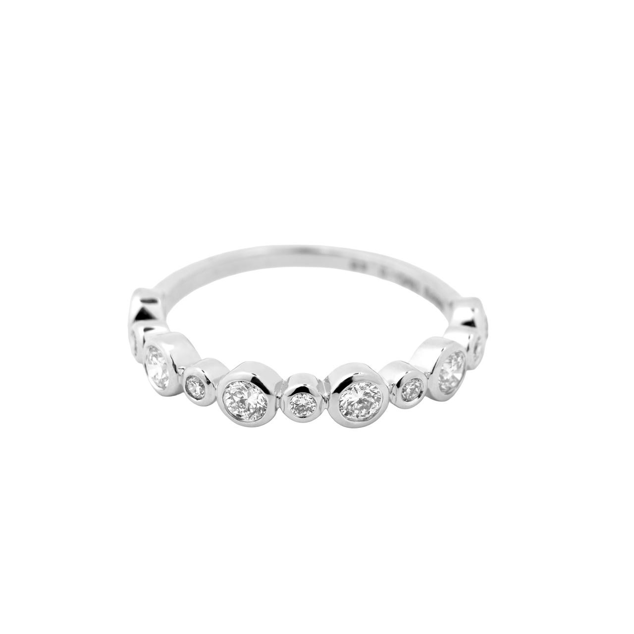 Sterling silver ring with lab grown diamonds